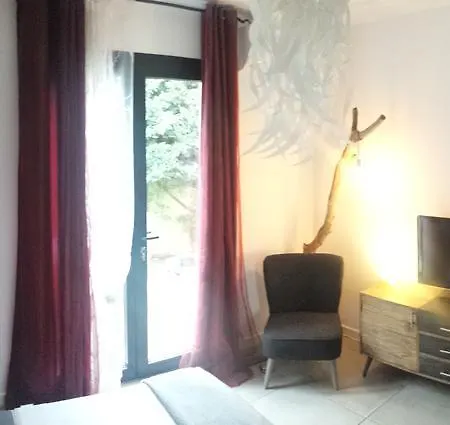 De La Garriguette Bed & Breakfast Aigues-Mortes
