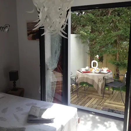 Bed & Breakfast De La Garriguette *