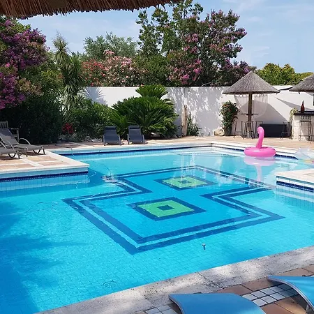Bed & Breakfast De La Garriguette